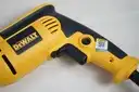 Máy khoan cầm tay 650W  Dewalt DWD024-B1