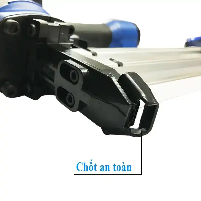 ST64-100715_4