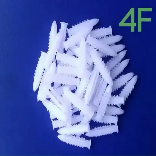 Tắc kê nhựa 4mm