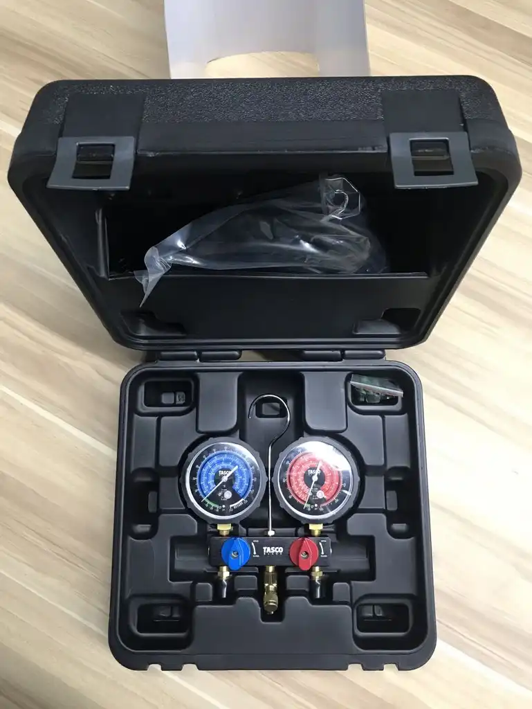 Đồng hồ nạp gas R32 -Tasco TB145BV